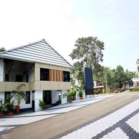 Oyo 6526 Ap Residency City Sultan Bathery Zewnętrze zdjęcie