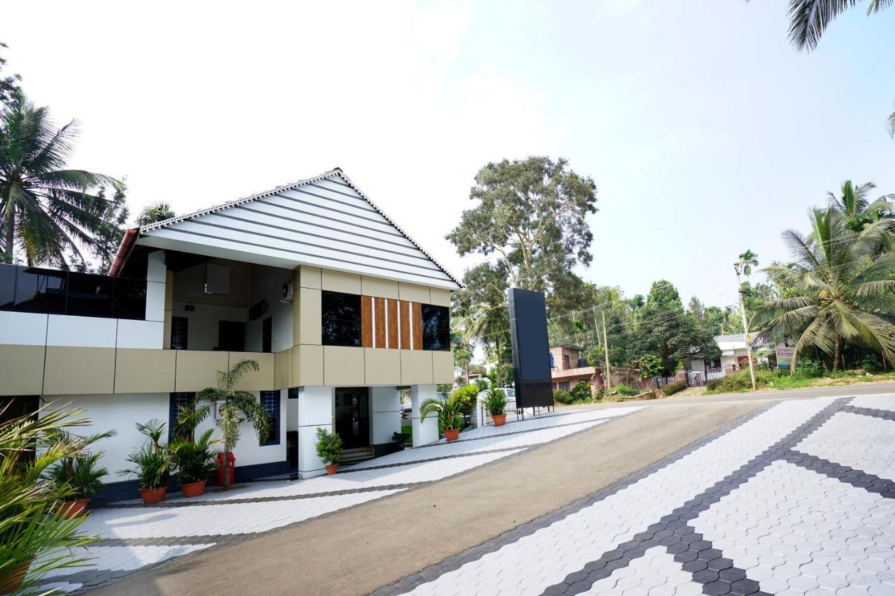 Oyo 6526 Ap Residency City Sultan Bathery Zewnętrze zdjęcie