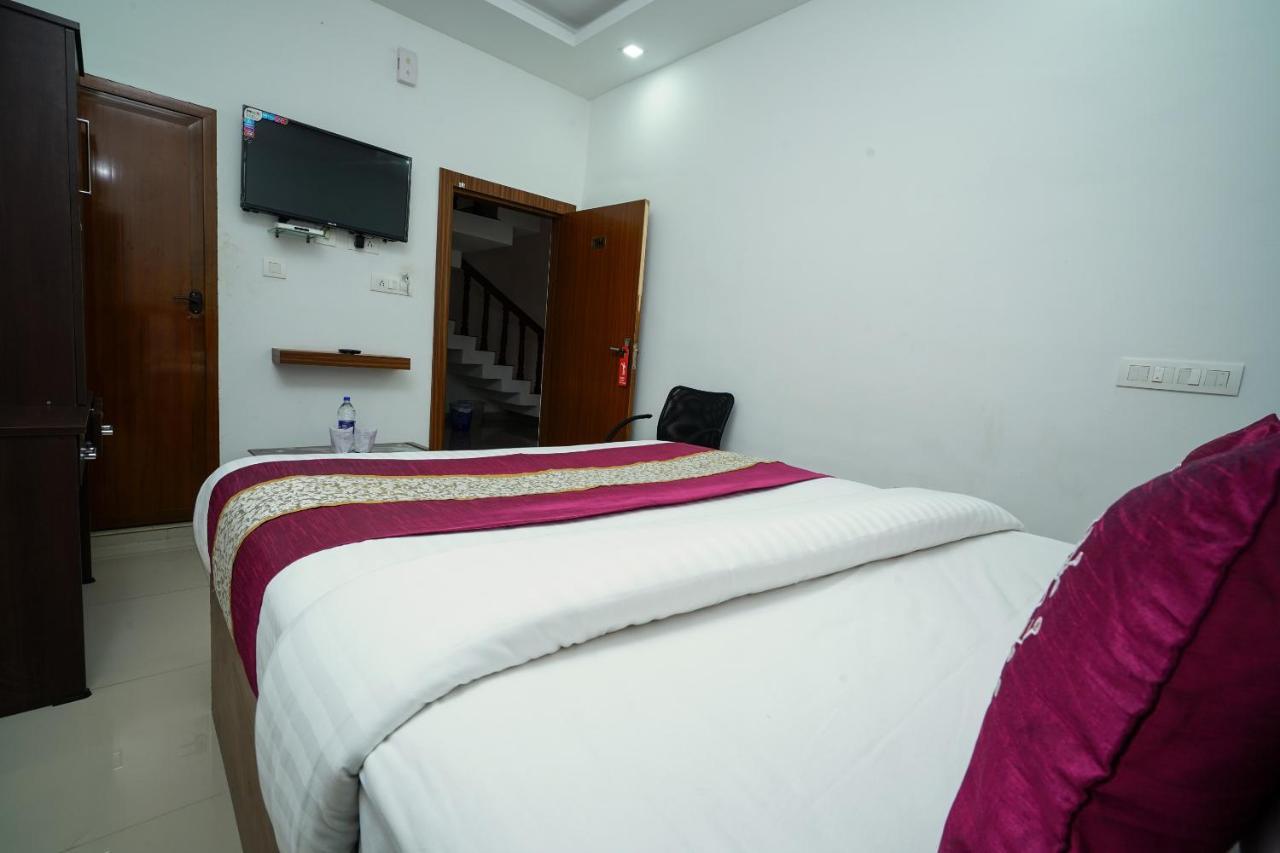 Oyo 6526 Ap Residency City Sultan Bathery Zewnętrze zdjęcie