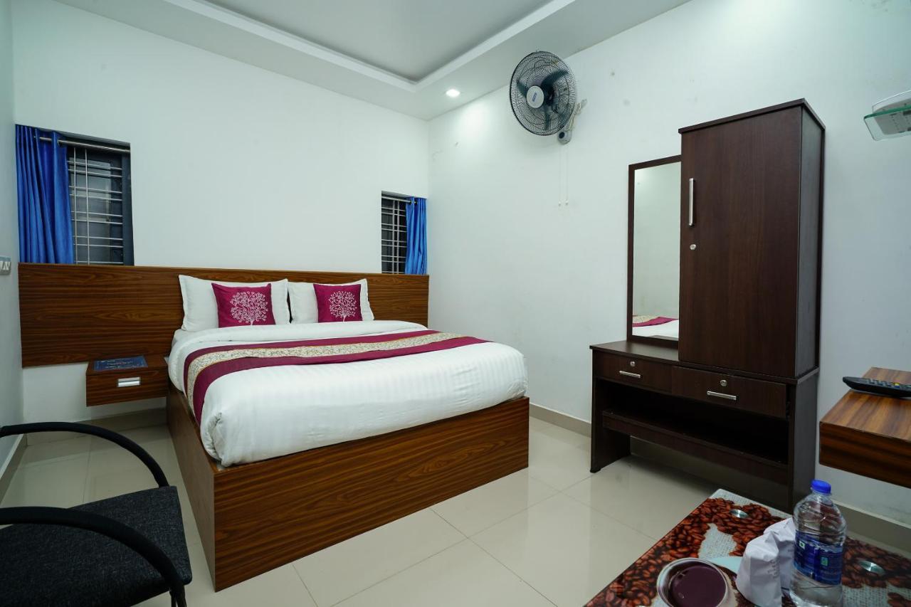 Oyo 6526 Ap Residency City Sultan Bathery Zewnętrze zdjęcie